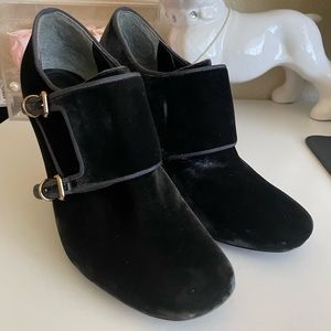 TORY BURCH Carley VELVET Booties